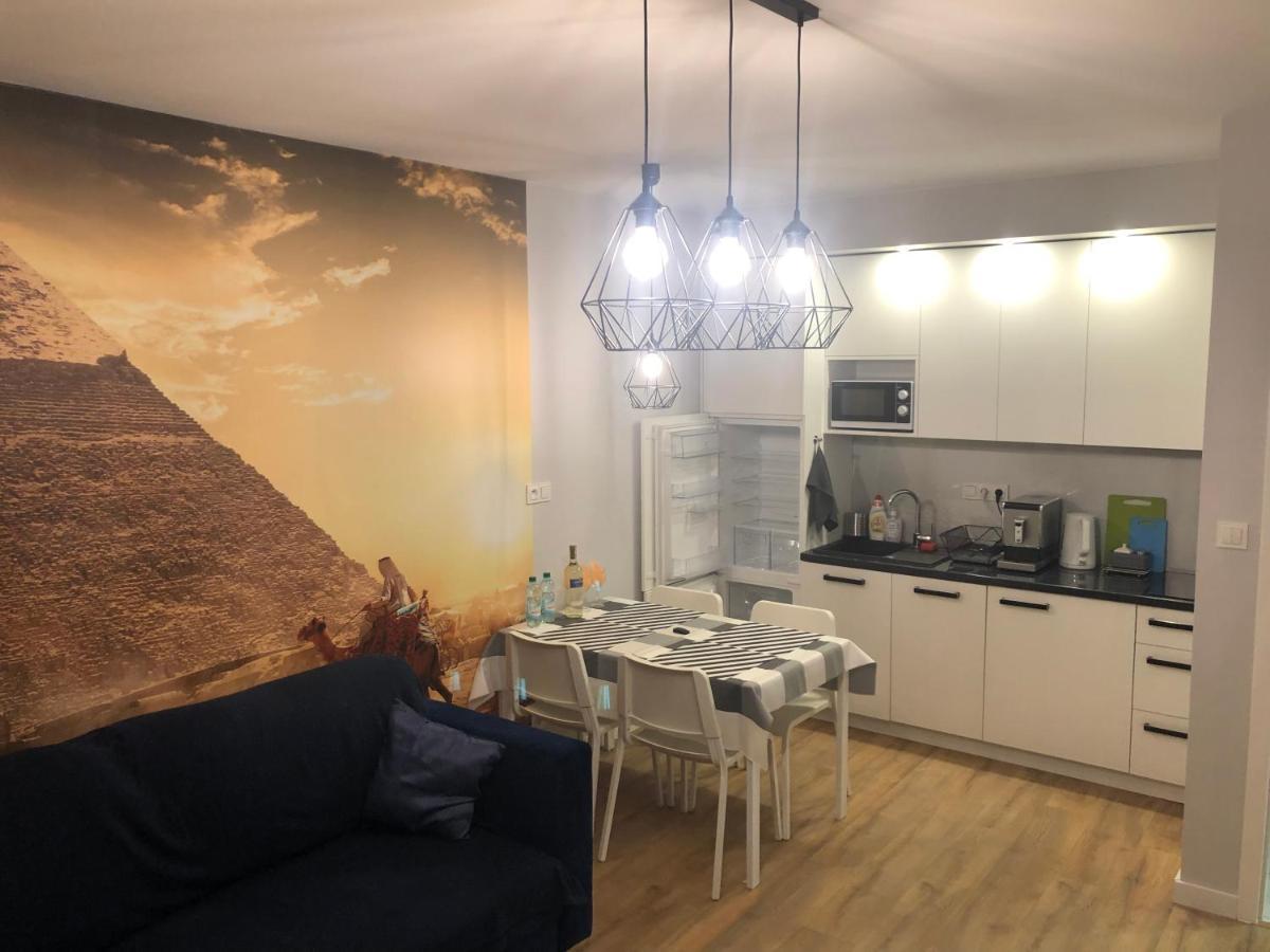 Klimatyzowany Apartament Egipt Z Sauna I Miejscem Parkingowym 凯尔采 外观 照片
